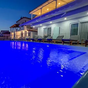 https://apartment-besniku-ksamil.albaniahotels.org